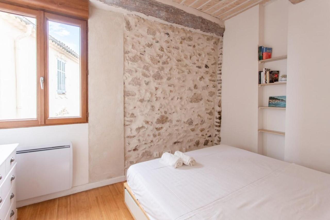 2-Star Apartment Close To Beaches And All Amenities Antibes Bagian luar foto